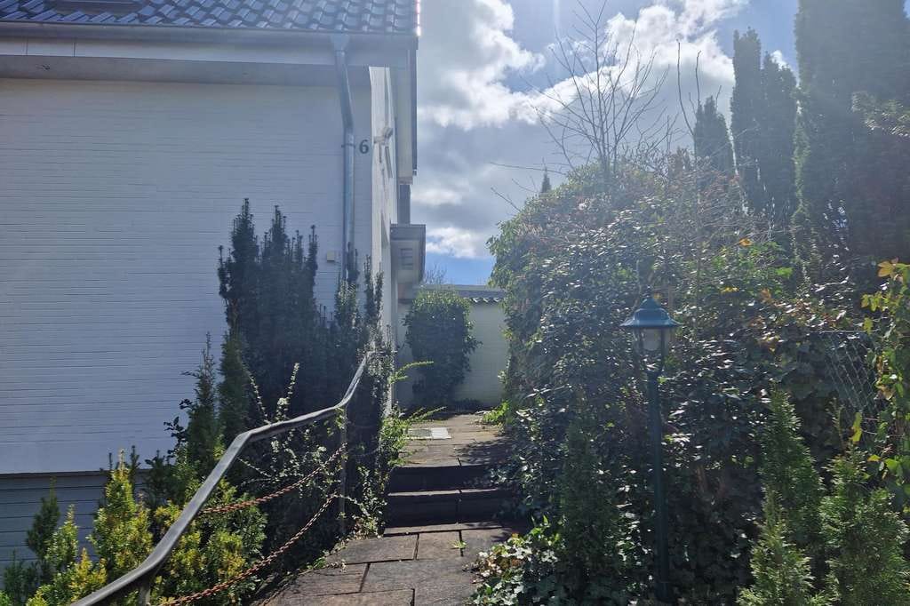 Immobilie in Lütjensee - Verbundenes Zweifamilienhaus  - Bild 2