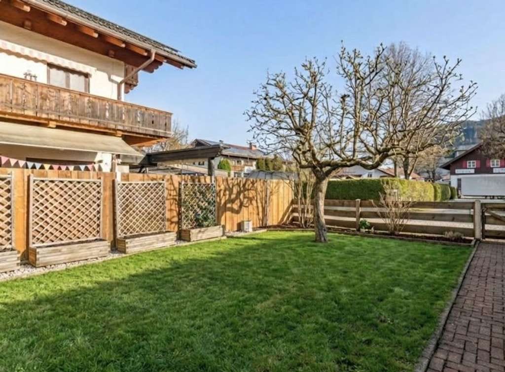 Immobilie in Garmisch-Partenkirchen - MFH mit drei Wohnungen, vermietet, guten Baureserven. Gewerbliche Nutzung, auch Gastro möglich - Bild 4