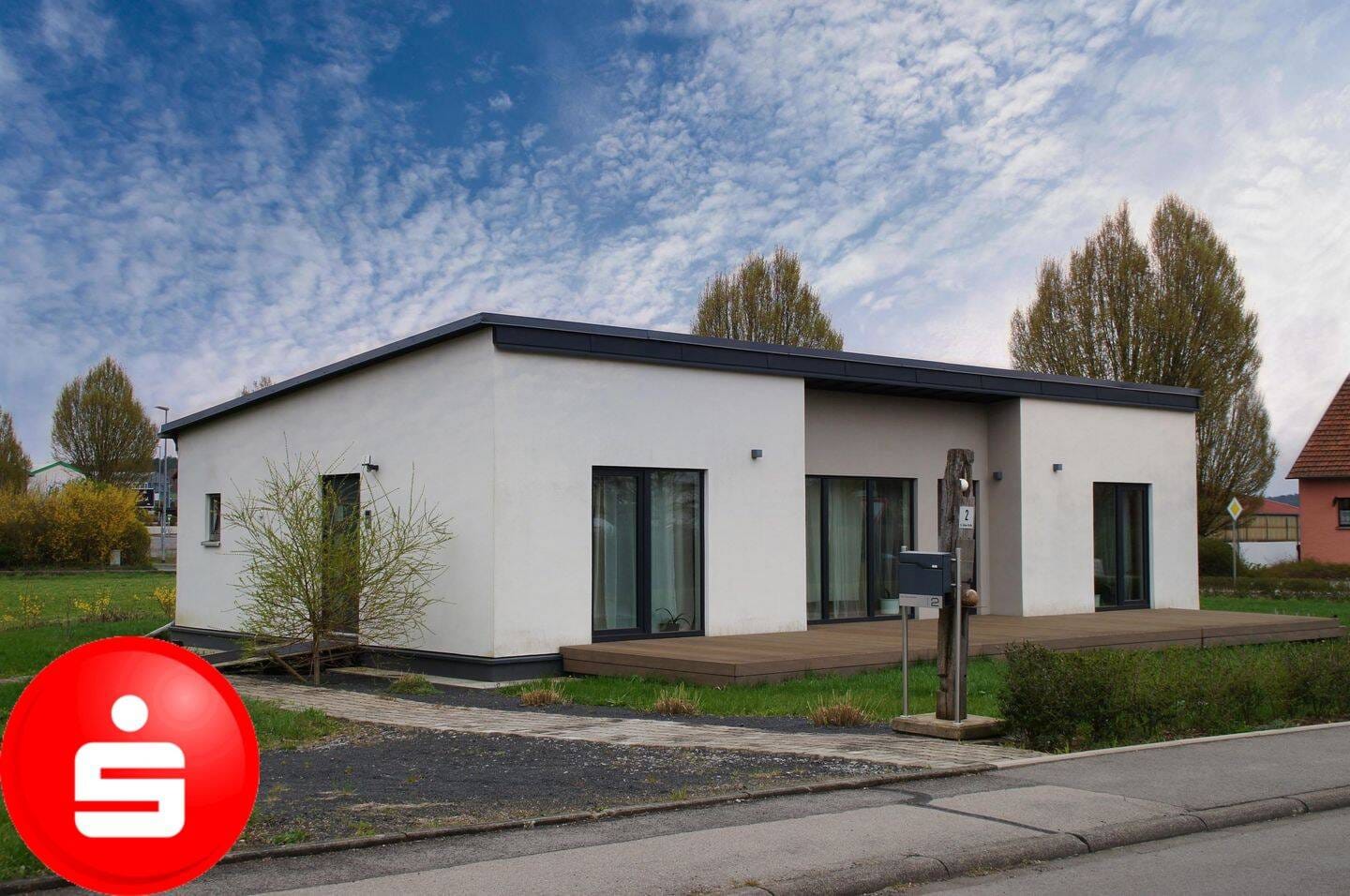Immobilie in Oberelsbach - Neuwertiges Einfamilienhaus in 97656 Oberelsbach - Bild 0