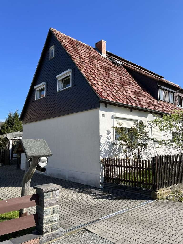Immobilie in Löbau - Mit Blick auf den Löbauer Berg! - Bild 1