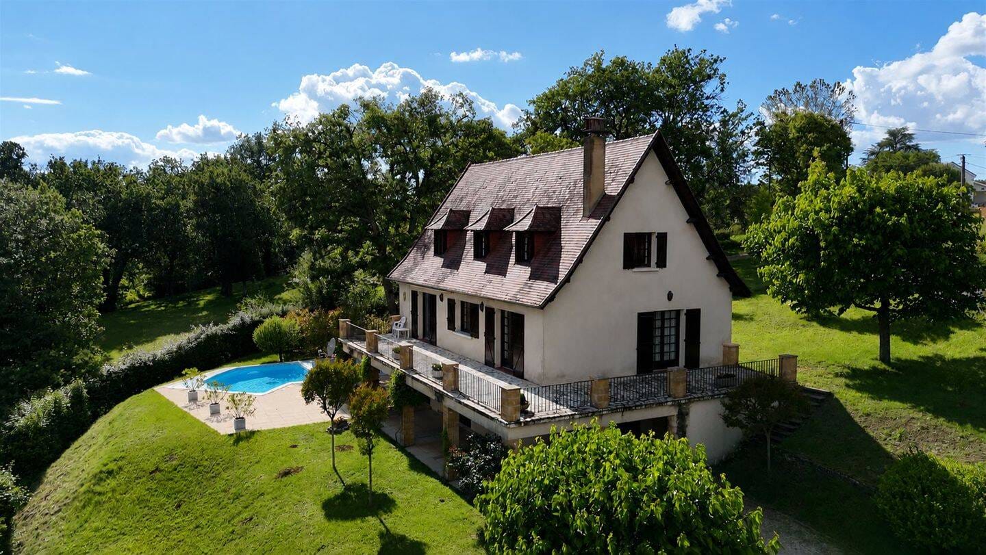 Immobilie in Flintbek - Charmantes Haus mit Pool und fantastischem Blick - Bild 0