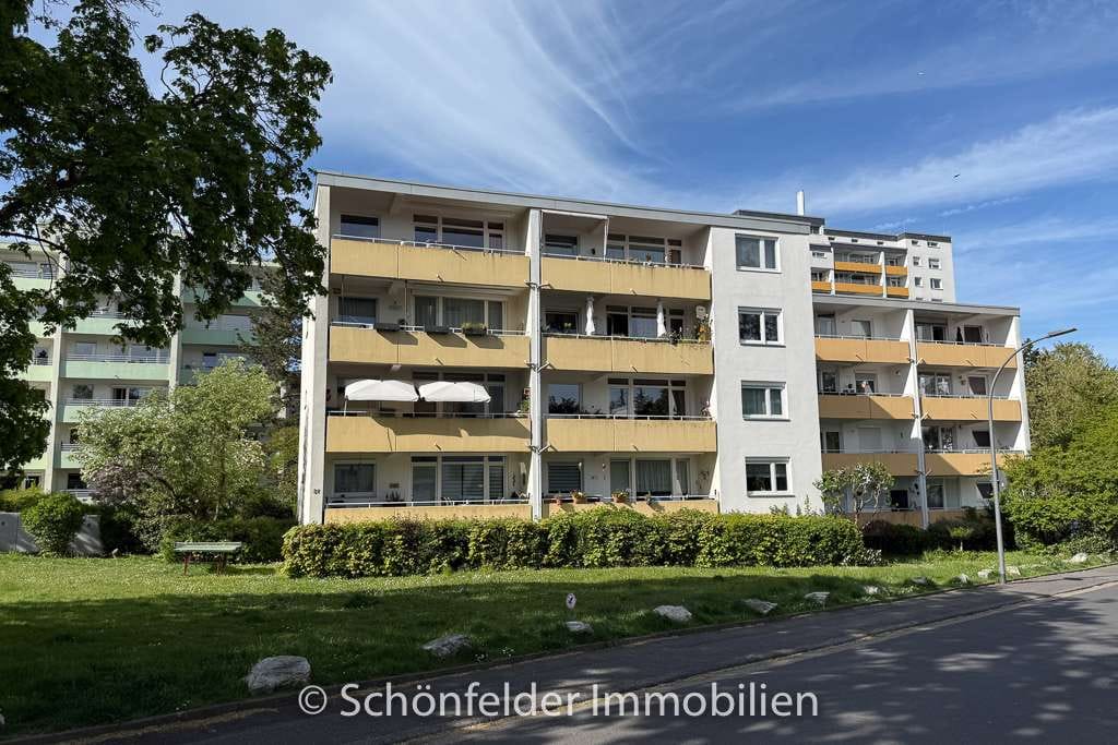 Immobilie in Oberursel - Klasse geschnittene 4 ZW im obersten Geschoss * vermietet * provisionsfrei - Bild 0