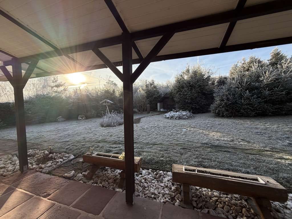 Immobilie in Kelbra (Kyffhäuser) - Ihr eigenes Urlaubsparadies: Gemütlicher Ferienbungalow mit uneinsehbarem Garten und Außenstellplatz - Bild 3