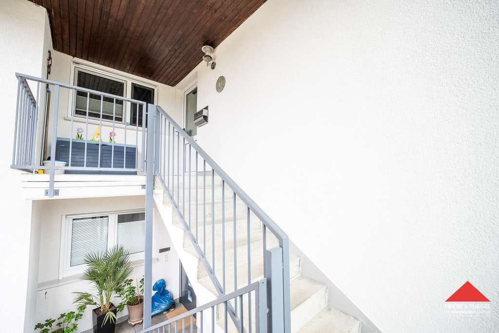 Immobilie in Kierspe - Schicke 2-Zimmer Eigentumswohnung mit Balkon und Garage in Kierspe-Dorf - Bild 2