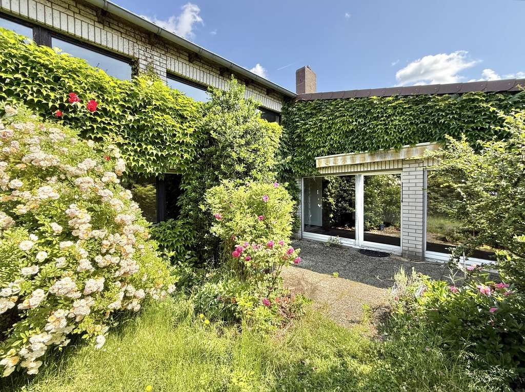 Immobilie in Isernhagen - Individuelles & großzügiges Architektenreihenhaus mit schönem Garten in beliebter Lage - Bild 4