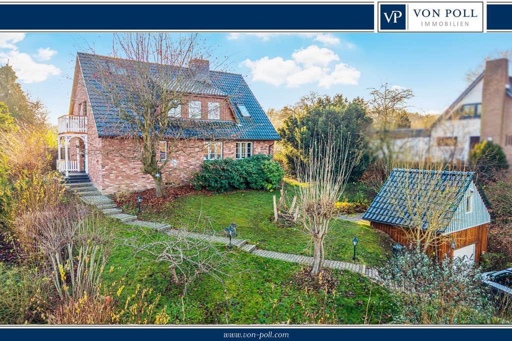 Immobilie in Dersau - Perfektes Einfamilienhaus mit viel Platz, fußläufig zum großen Plöner See - Bild 0