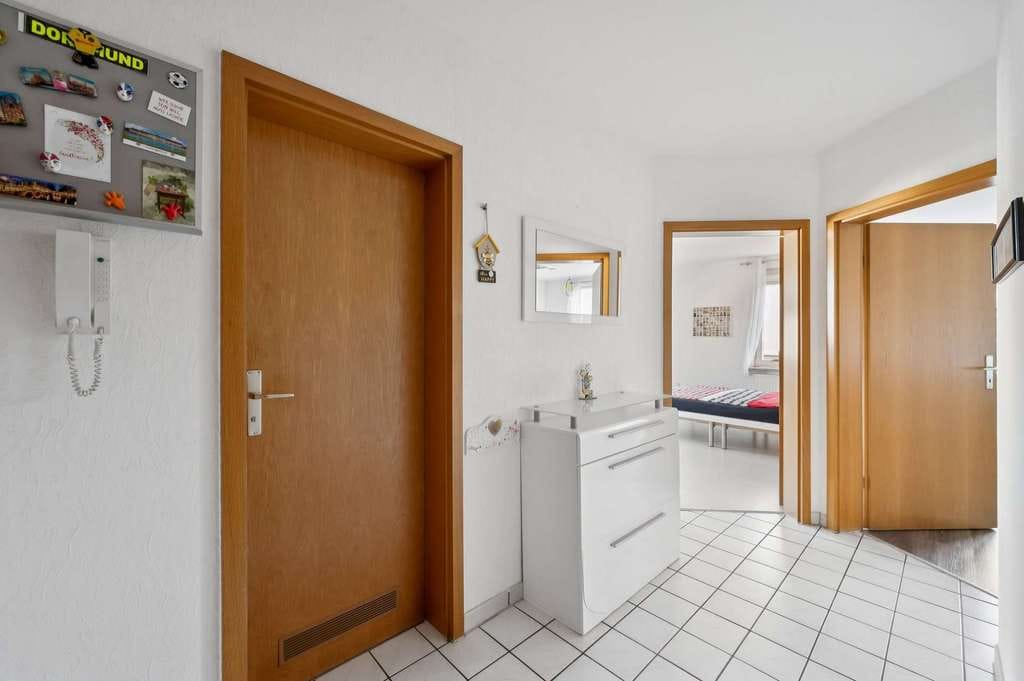 Immobilie in Pleidelsheim - Ihr neues Zuhause: gepflegte 4 Zimmer Maisonette Wohnung mit Süd-Loggia & 2 TG-Stellplätzen - Bild 1