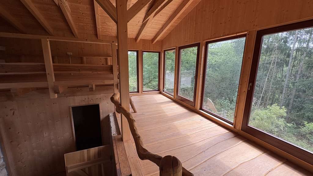 Immobilie in Pößneck - Naturidylle mit Stil – Exklusiver Bungalow in traumhafter Waldlage - Bild 0