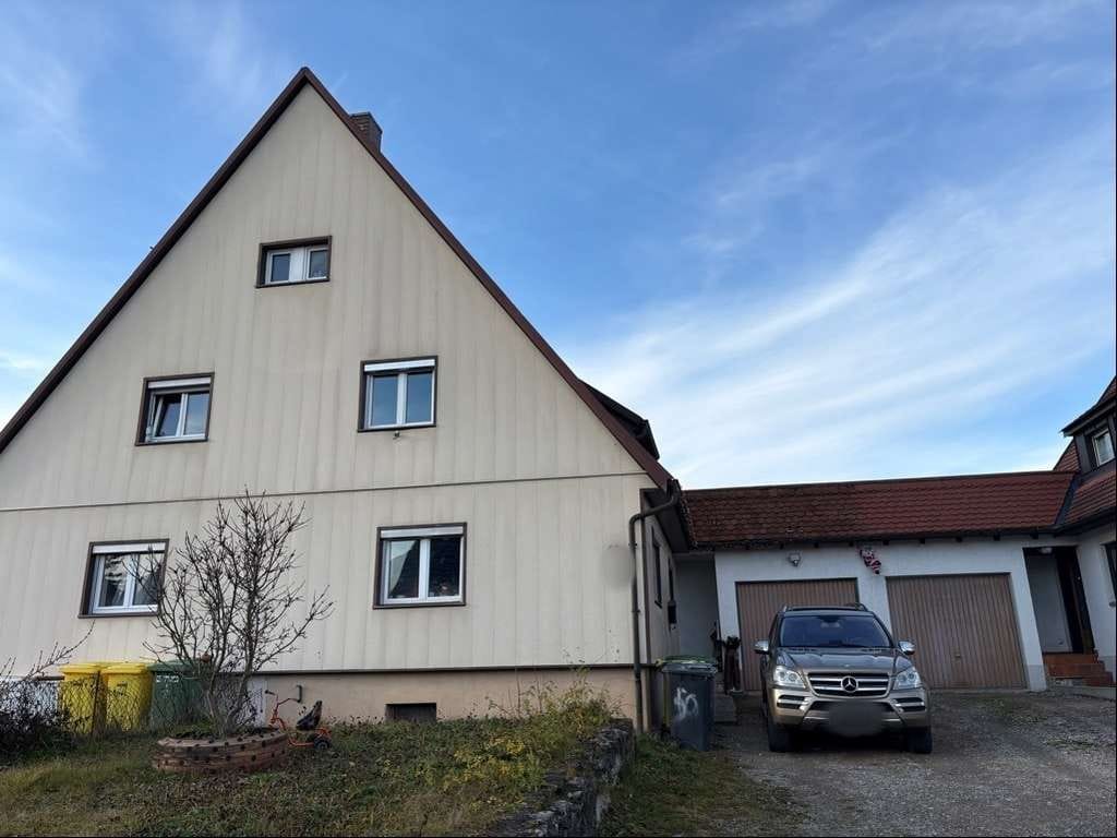 Immobilie in Villingen-Schwenningen - Vermietete Doppelhaushälfte mit Garage - Bild 2