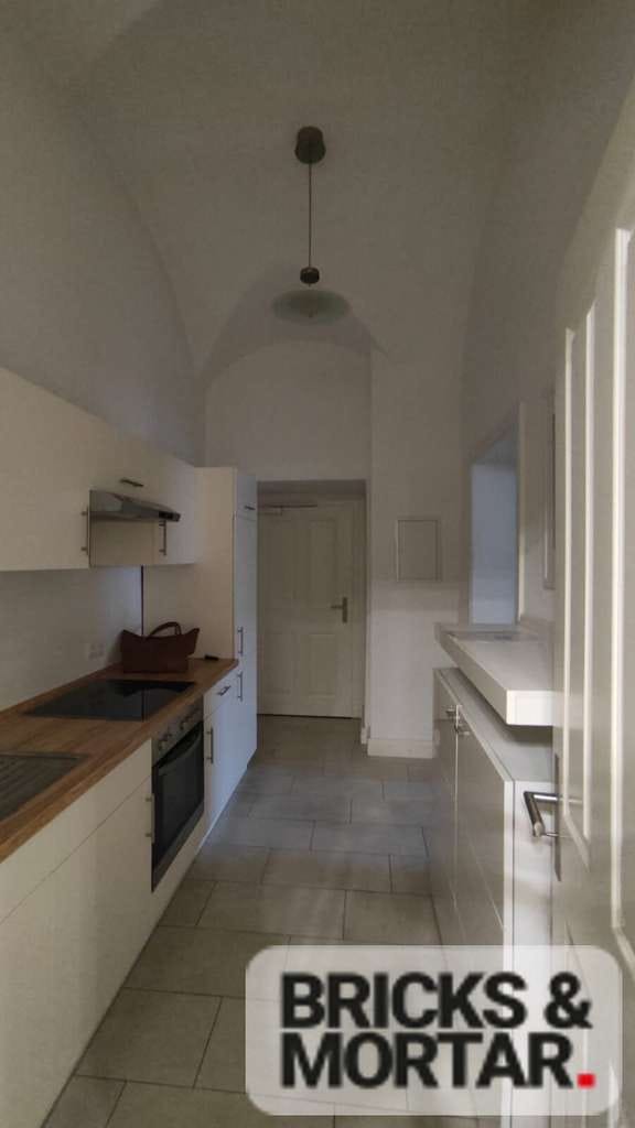 Immobilie in Krumbach (Schwaben) - Wohnen im Schloss, stilvolle 1 Zimmerwohnung in Denkmalgeschütztem Anwesen - Bild 3