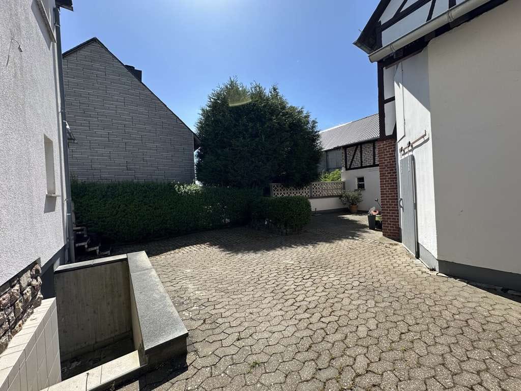 Immobilie in Argenthal - Schönes Einfamilienhaus mit Ausbaupotenzial und Scheune in Argenthal - Bild 4