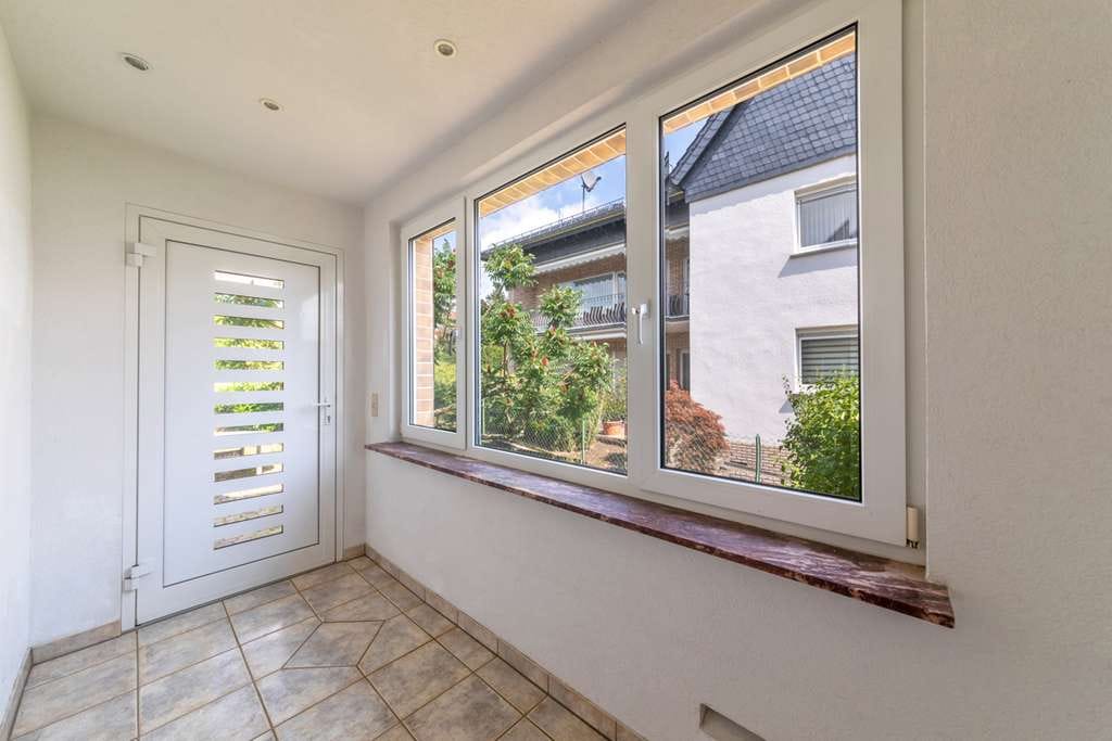 Immobilie in Aarbergen - CHARMANTES EIN- ODER ZWEIFAMILIENHAUS! Mit großem Grundstück und vielfältigem Potenzial - Bild 4