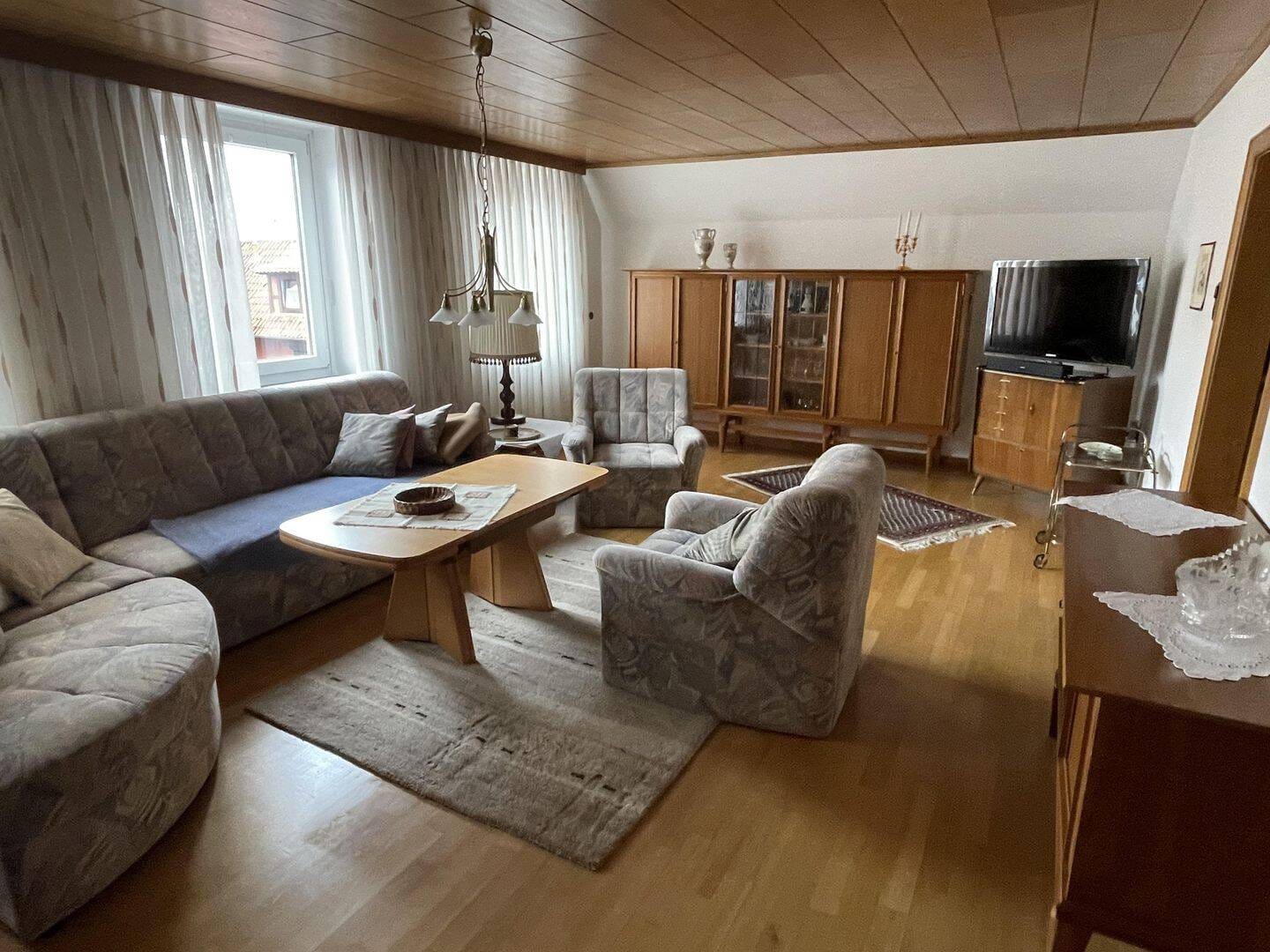 Immobilie in Petershagen - Stattliches Wohn- und Geschäftshaus
 - Bild 4