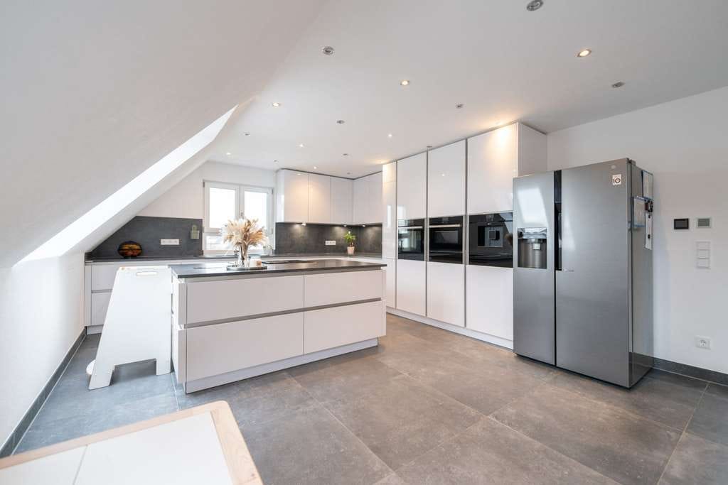 Immobilie in Hallstadt - Hochwertiges Wohnen über den Dächern von Hallstadt – 178 m² Wohnkomfort auf einer Ebene - Bild 4