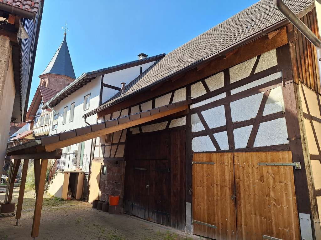 Immobilie in Loffenau - 2-Familienhaus in idyllischer Lage in 76597 Loffenau - Handwerker- und Sanierungsobjekt - Bild 3