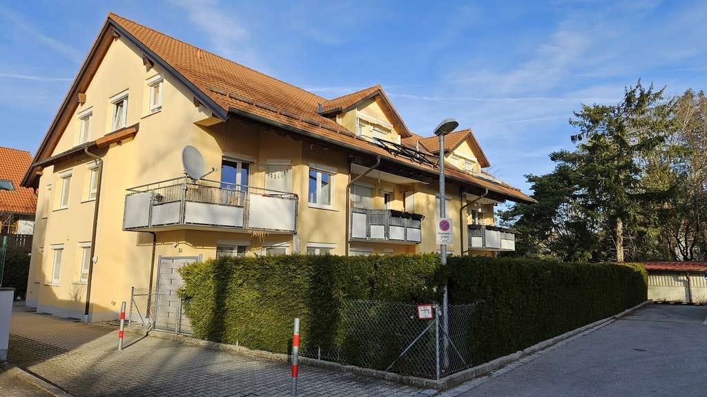 Immobilie in Maisach - Ruhig gelegene 4-Zi.-Gartenwohnung mit sonniger Terrasse, langjährig vermietet! - Bild 0