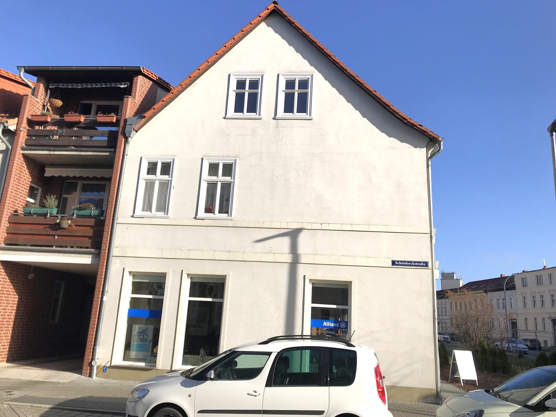 Immobilie in Stendal - Wohn- und Geschäftshaus zwischen Innenstadt und Bahnhof - exponierte Lage, 5 Einheiten - Bild 2