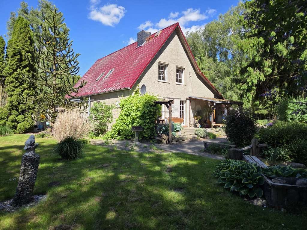 Immobilie in Blesewitz - EINFAMILIENHAUS AUF PARKÄHNLICHEM GRUNDSTÜCK - Bild 2