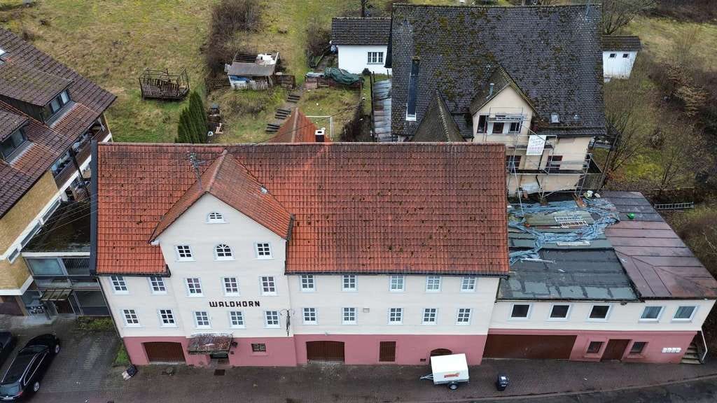Immobilie in Altensteig - MFH mit Möglichkeiten - 2 Wohnungen + Veranstaltungen/Gastro/Events - Bild 0