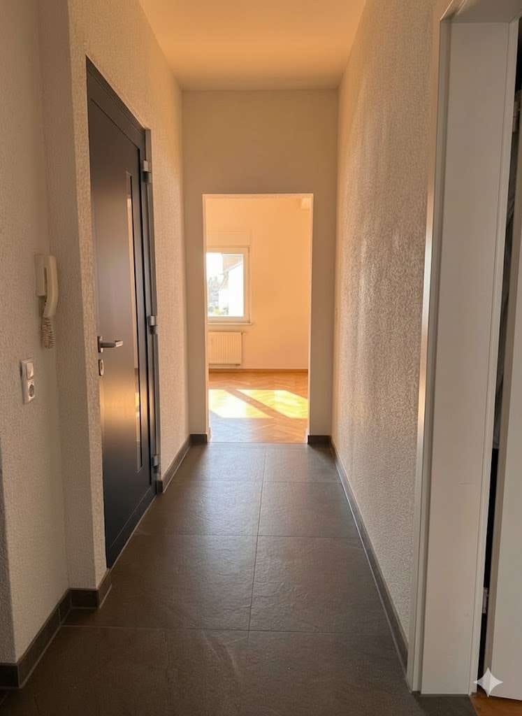 Immobilie in Kirchheim am Neckar - Super moderne und große Eigentumswohnung mit Garten und Einzegarage - Bild 4