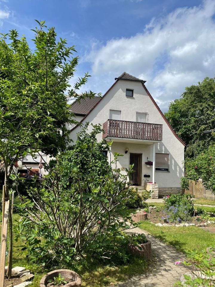 Immobilie in Schnaittach - Zweigenerationen-Einfamilienhaus in Schnaittach zu verkaufen, mit - Bild 0