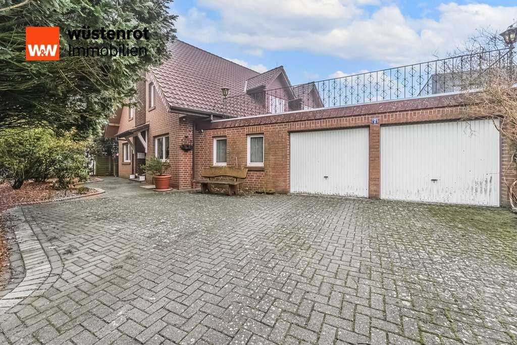 Immobilie in Bösel - Geräumiges Wohnhaus mit Doppelgarage und vielfältigen Nutzungsmöglichkeiten in begehrter Wohnlage - Bild 0