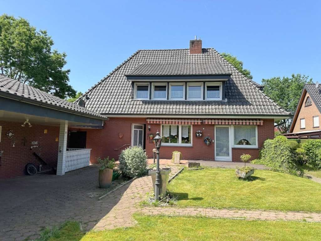 Immobilie in Meppen - Gepflegtes Wohnhaus mit Einliegerwohnung & 2 Garagen in Meppen-Hüntel - Bild 2