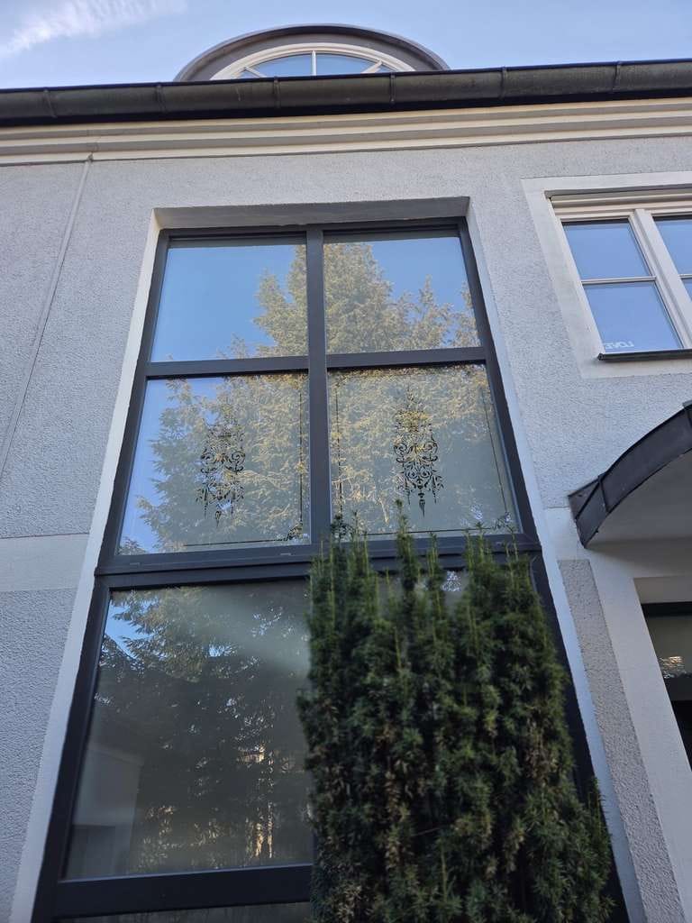 Immobilie in Tirschenreuth - Außergewöhnliches Einfamilienhaus im Villenstil - repräsentativ, großzügig, in sehr gutem Zustand - Bild 4
