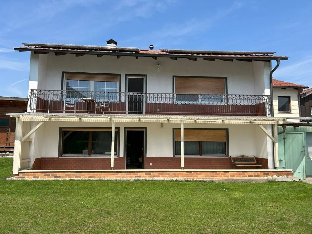 Immobilie in Egglkofen - ++Charmantes Einfamilienhaus mit großem Grundstück und vielseitigem Potenzial - Bild 1