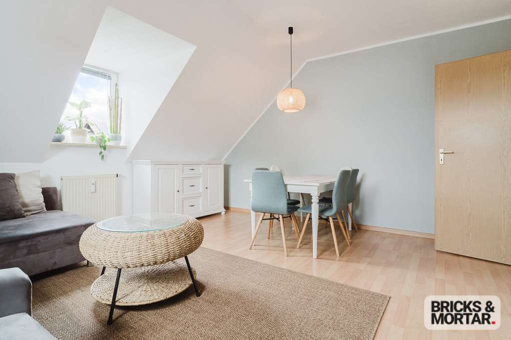 Immobilie in Regenstauf - Attraktive 3-Zimmer-Wohnung mit Garten in ruhiger Lage von Diesenbach - Bild 2