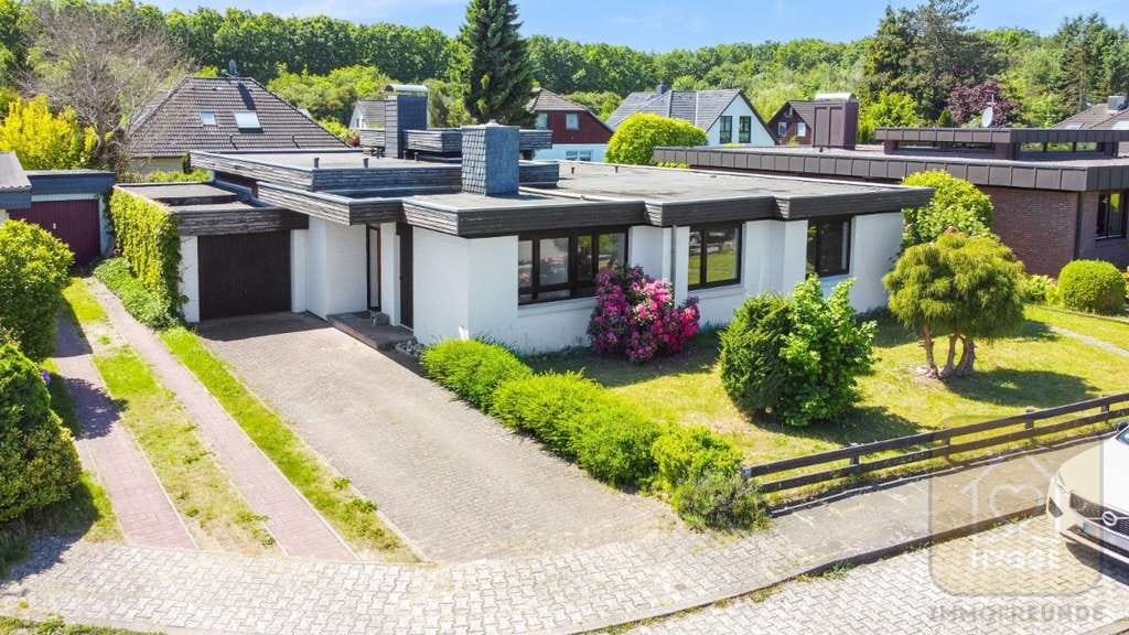 Immobilie in Tangstedt - Dein Zuhause - Besonderer Architekten-Bungalow mit Einliegerwohnung + 360 Grad Rundgang - Bild 1