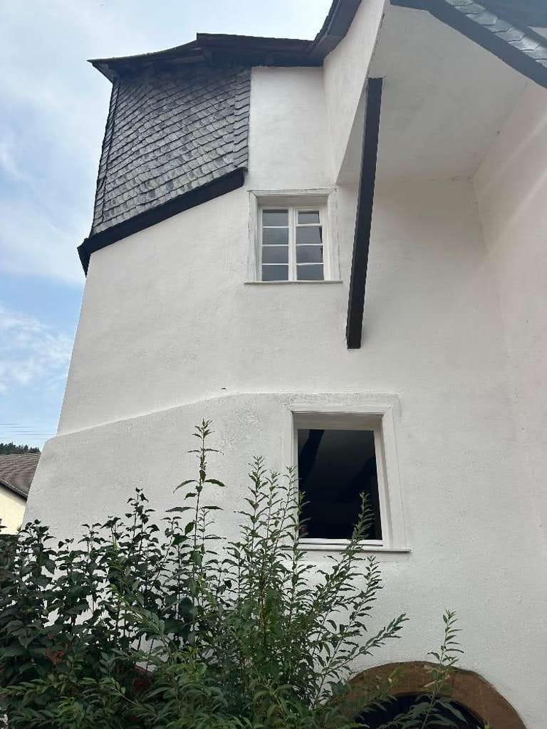Immobilie in Heimweiler - TOP! Renoviertes Fachwerk! Einfamilienhaus mit Garten und Stellplätzen in ruhiger Wohnlage - Bild 3