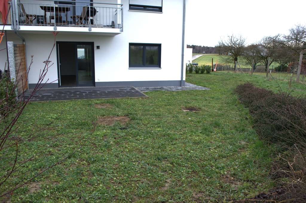 Immobilie in Kastl - Neuwertiges großes 4-Familienhaus in ruhiger Lage - Bild 2