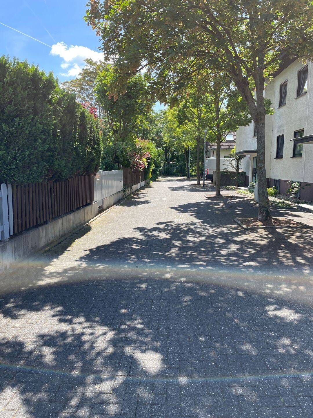 Immobilie in Obertshausen - Attraktives 3 - Famliienhaus mit Garten und PKW-Außenstellplätzen in Obertshausen zu verkaufen !  - Bild 2
