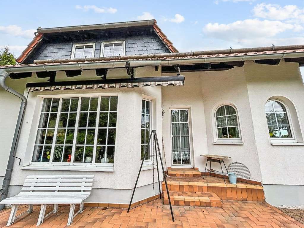 Immobilie in Sangerhausen - Viel Platz zum Leben im Einfamilienhaus mit Traumgrundstück in Sangerhausen - Bild 2