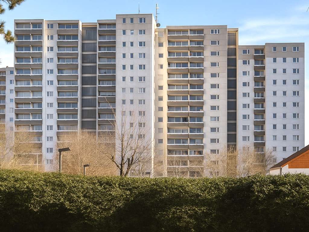 Immobilie in Dietzenbach - 8,7% Nettorendite: Sanierte 1-Zimmer-Wohnung mit Balkon & Stellplatz - Bild 0