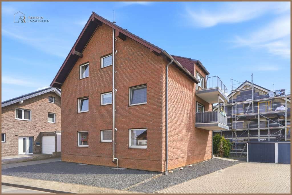 Immobilie in Niederzier - Ruhig gelegene Dachgeschosswohnung mit Garage in Oberzier! - Bild 0