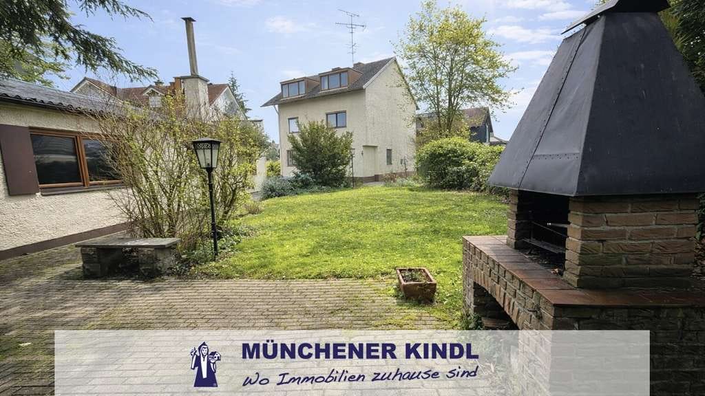 Immobilie in Olching - ***Für Handwerker: Haus mit Potenzial auf attraktivem Grundstück in Olching*** - Bild 0