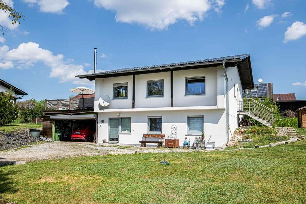 Immobilie in Bruck i.d.OPf. - Gemütliches Einfamilienhaus in zentraler und ruhiger Lage - Bild 2