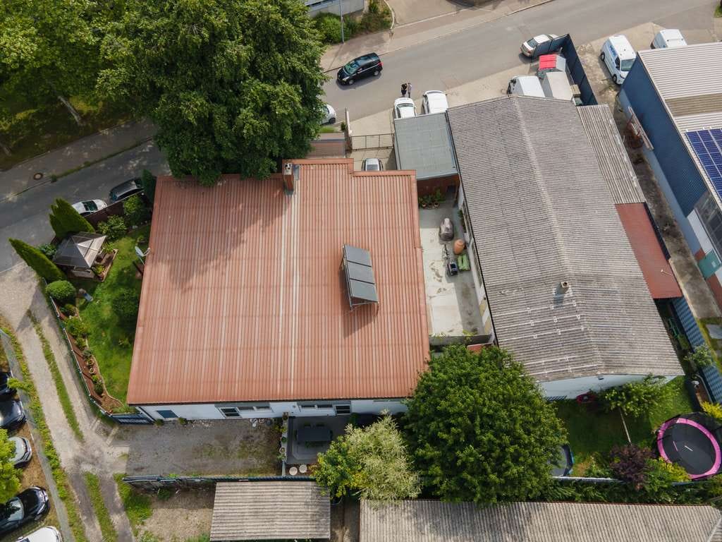 Immobilie in Weißenhorn - Neuer Standort für Ihre Familie UND Ihr Unternehmen - Bild 1