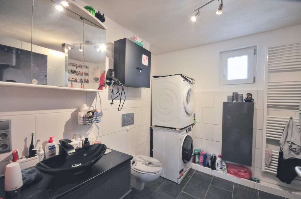 Immobilie in Wölfersheim - Ob Hofreite oder Anlage - Großer Hof mit vielen Nutzungsmöglichkeiten und Wohnungen - Bild 2