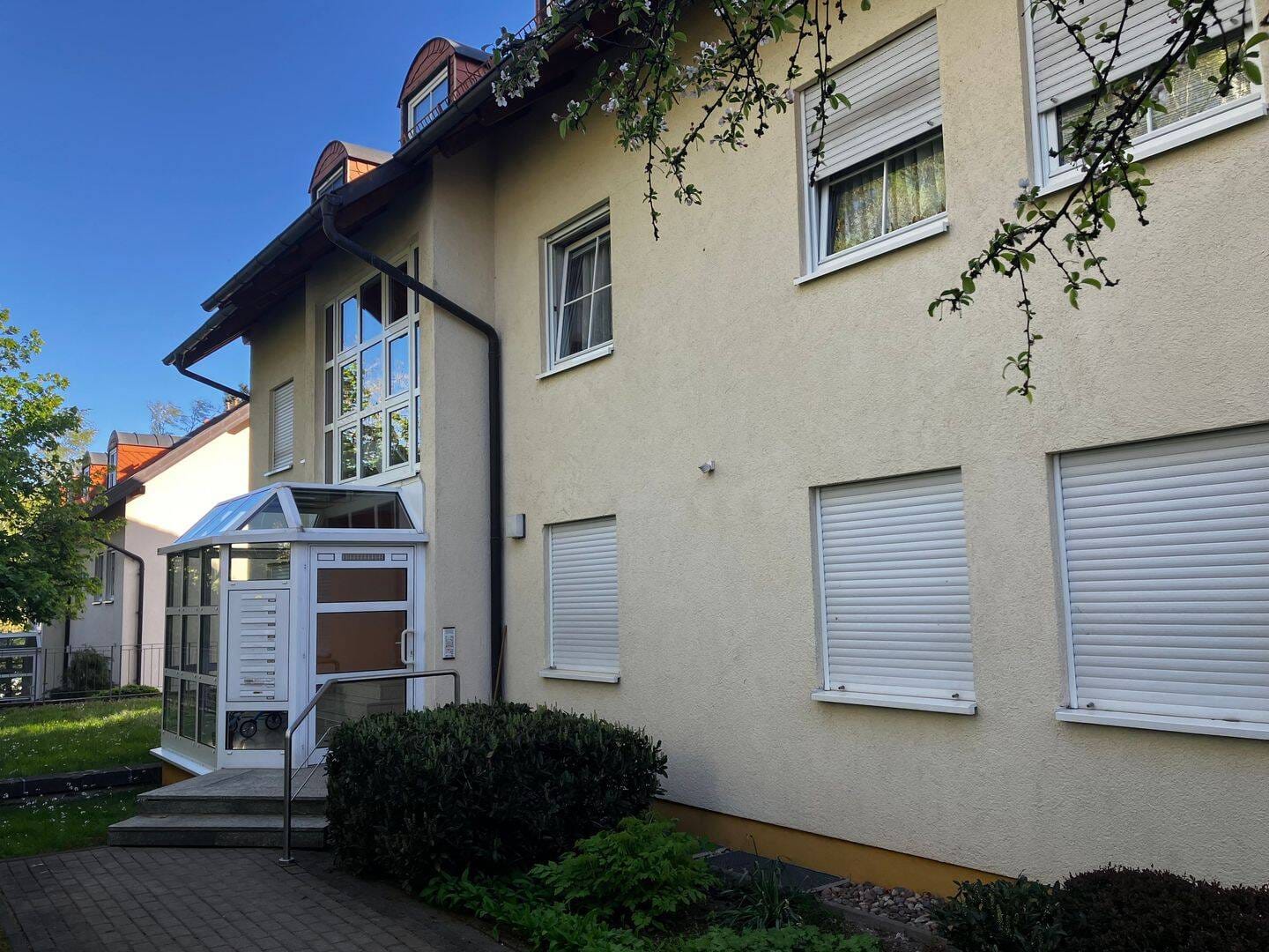 Immobilie in Bad Liebenstein - Kleine 1-Zimmer-Wohnung mit großem Balkon - Bild 3