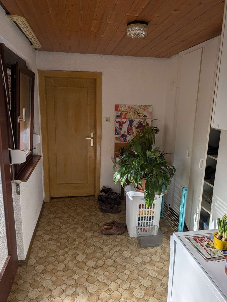 Immobilie in Malsch - Zweifamilienhaus mit Potenzial, gepflegter Zustand in ruhiger Lage - Bild 3