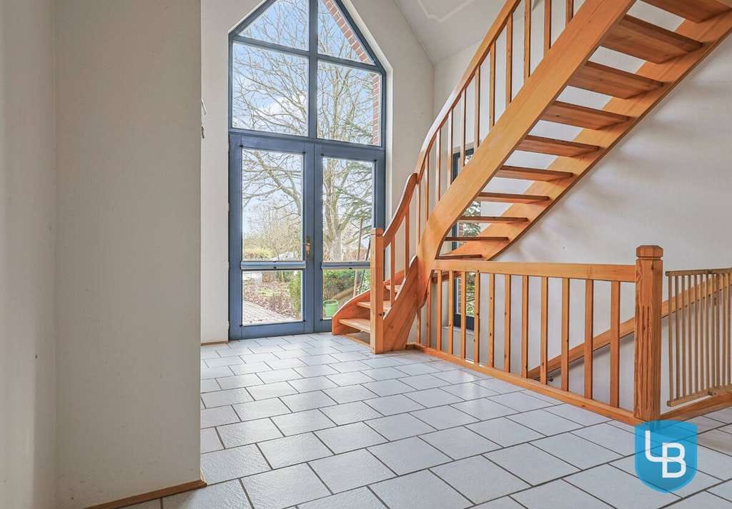 Immobilie in Bosau - Ein Ort zum Ankommen – Architektenhaus mit Ausbaupotenzial - Bild 2