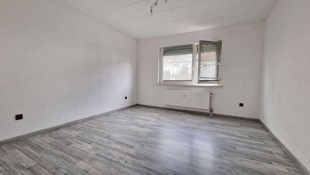 Immobilie in Viernheim - Kapitalanlage oder Selbstbezug: Attraktive 2-Zimmer Erdgeschosswohnung in Viernheim zu Verkaufen - Bild 2