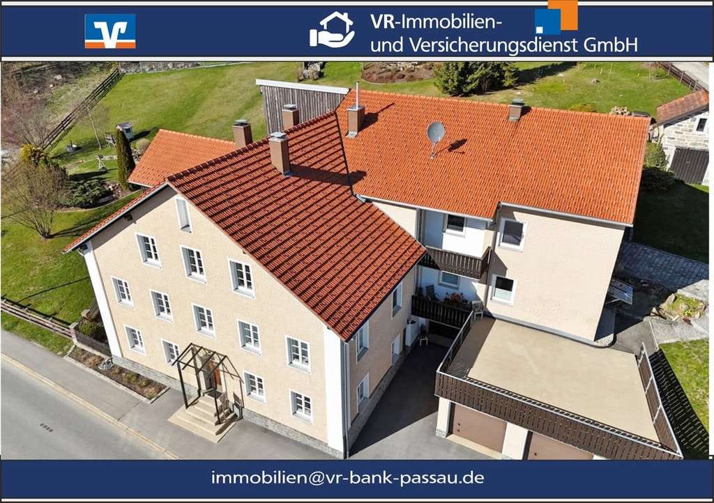 Immobilie in Freyung - Familienanwesen mit idealer Privatsphäre und traumhaftem Garten in 94078 Freyung - Bild 0