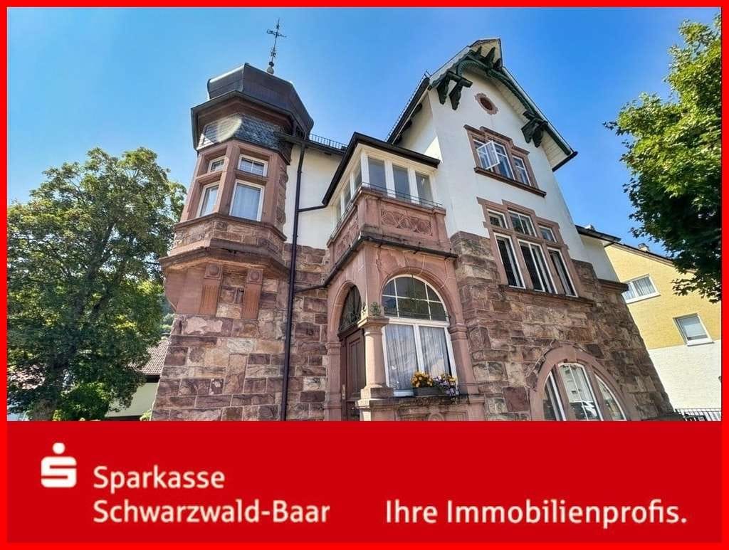 Immobilie in Vöhrenbach - Mehrfamilienhaus mit Doppelgarage - Bild 0