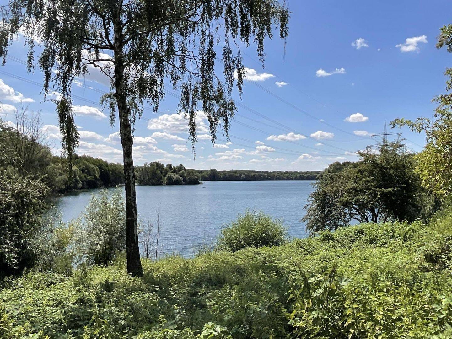 Immobilie in Rheinberg - ** Sanierungsobjekt am Lohheider See ** - Bild 1