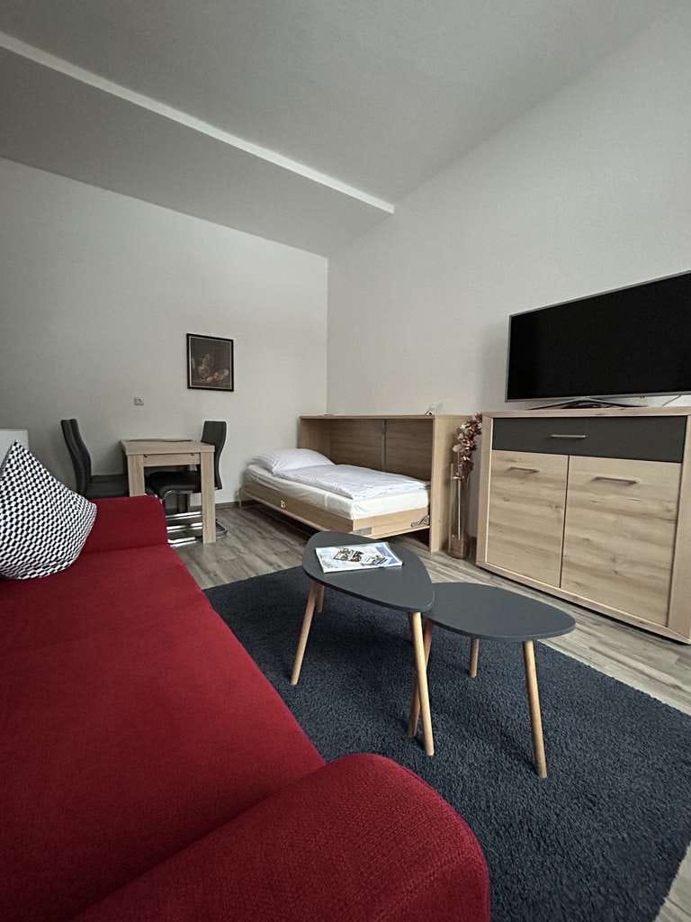 Immobilie in Stechlin - 2-Zimmer Eigentumswohnung und Ferienimmobile umgeben von zauberhafter Natur und Seen - Bild 0