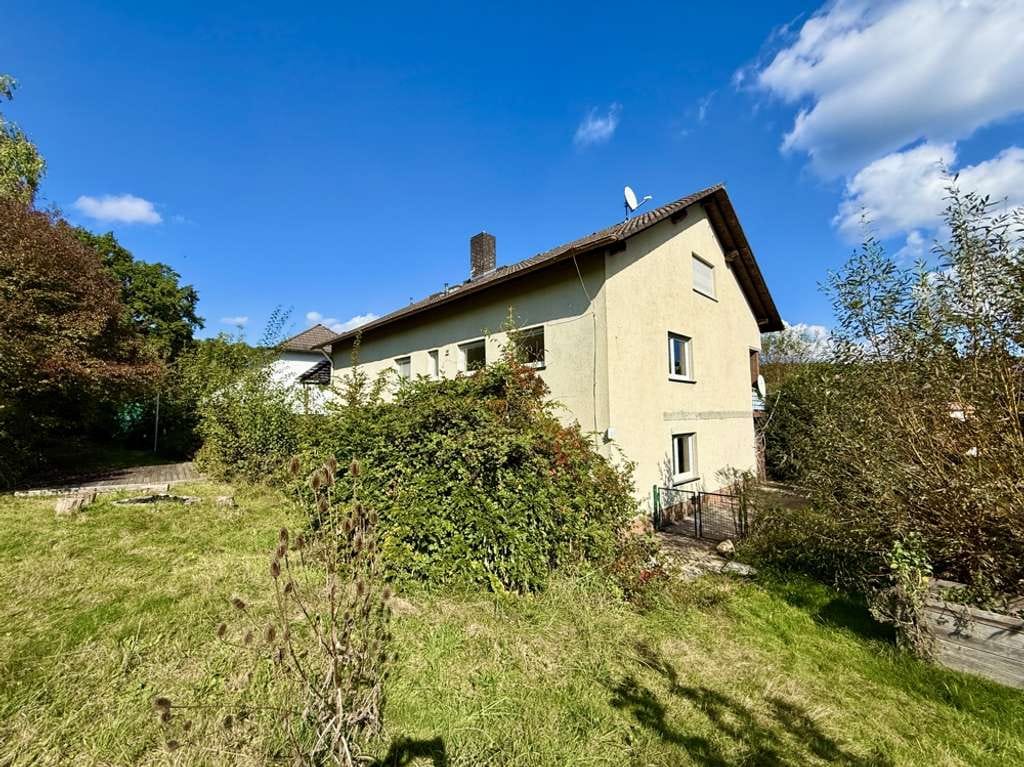 Immobilie in Mörlenbach - +++ Zweifamilienhaus mit Ausbaureserve in Feldrandlage +++ - Bild 2